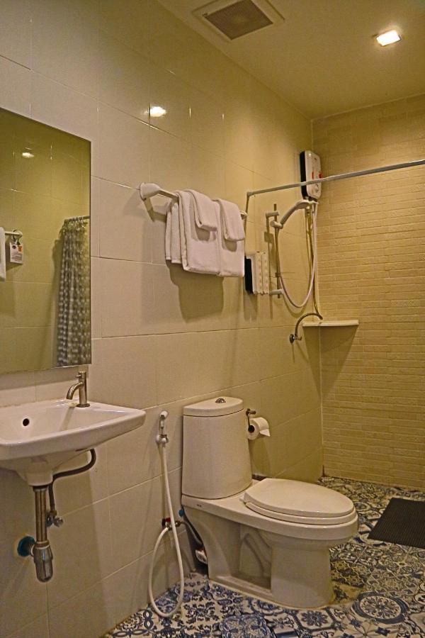 Baan Wangderm Hotel 방콕 외부 사진