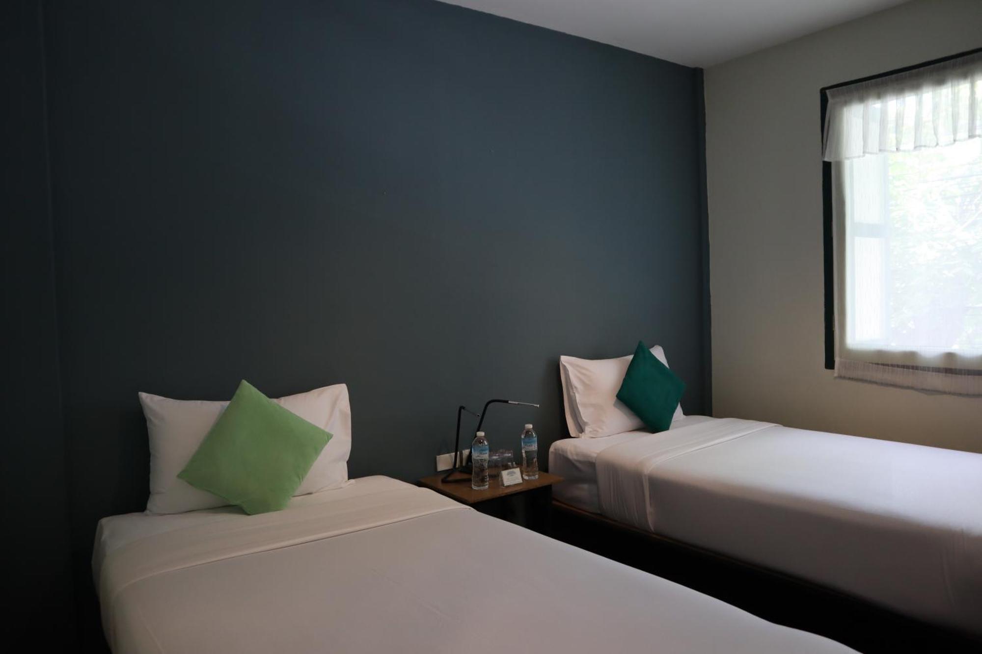 Baan Wangderm Hotel 방콕 외부 사진