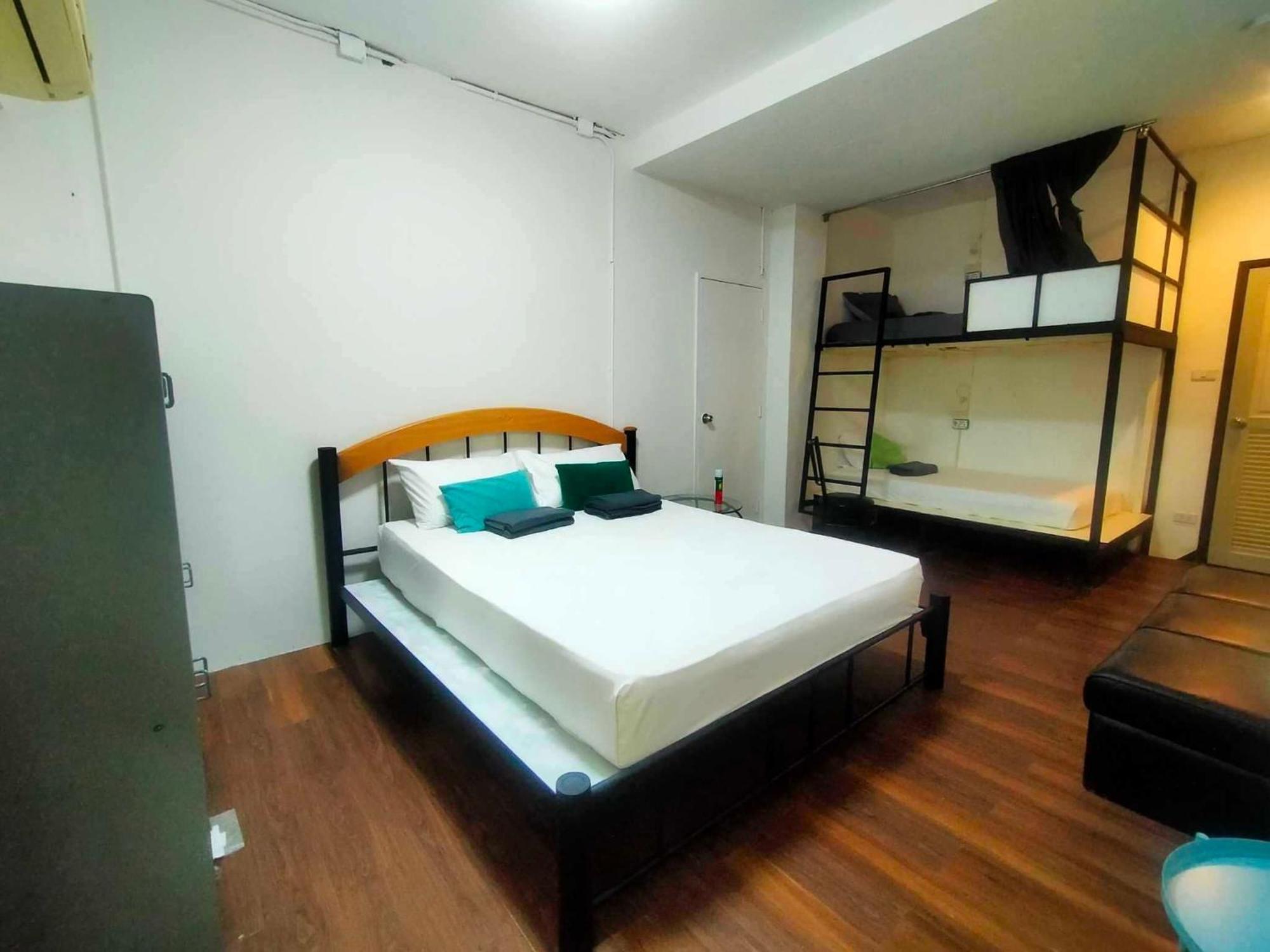Baan Wangderm Hotel 방콕 외부 사진