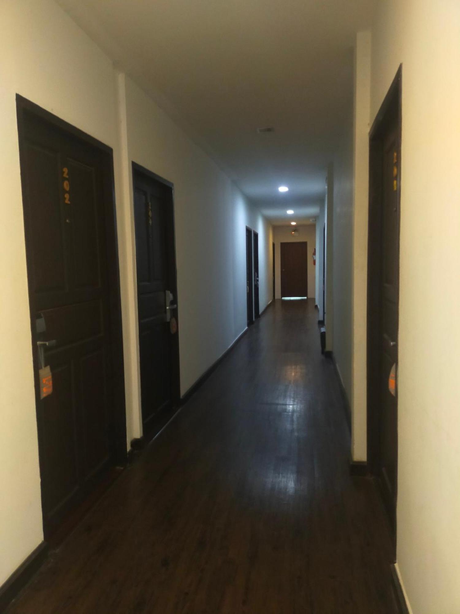 Baan Wangderm Hotel 방콕 외부 사진